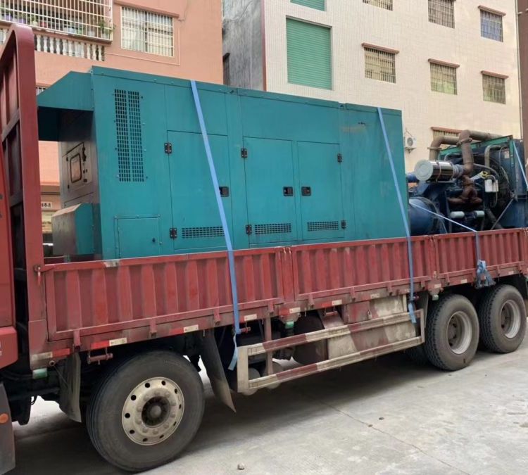 西山如何在不同负载率下确保 400KW 柴油发电机组的正常运行？